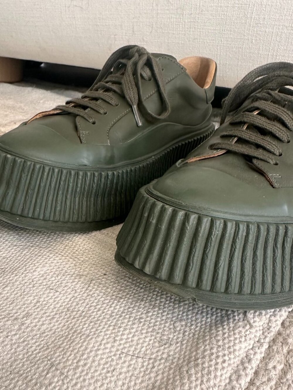 Jil Sander Dark Olive Green Leather Platform Sneakers – Size 38 - Picture 9 of 9